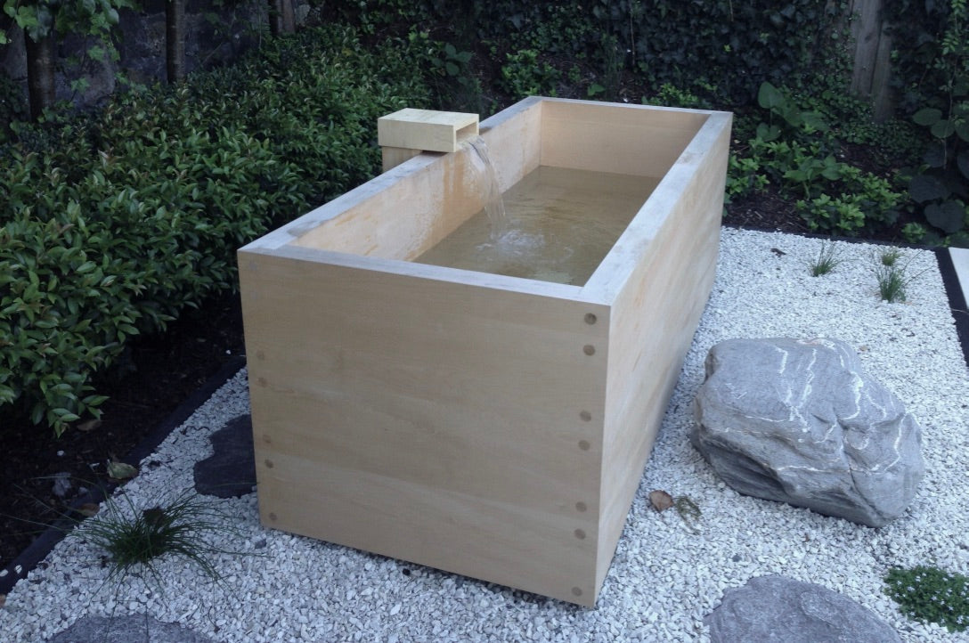 Ofuro (Japanese Bathtub)